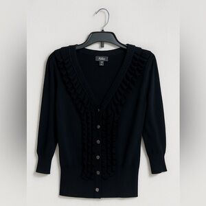 Alfani Black Ruffled V-Neck Cardigan Size Large 3/4 Sleeve Silver Button Sweater